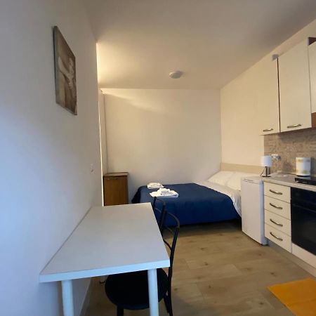 Mini Loft - Bari Centro - A Due Passi Dal Mare Apartamento Exterior foto